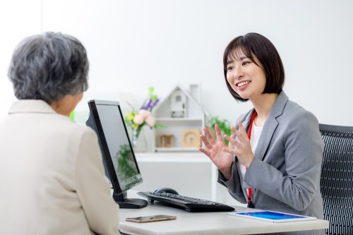 ケアマネジャーに相談できることとは？相談内容や上手な付き合い方を解説