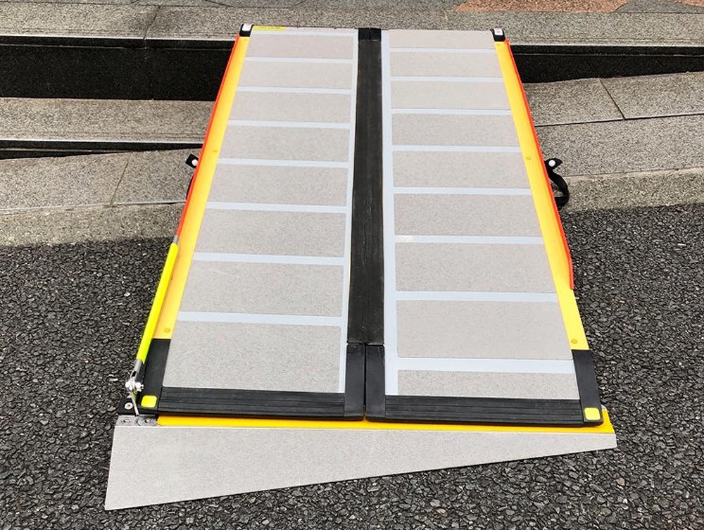 ケアスロープ100cm CS-100 二つ折 軽量タイプ ケアメディックス TS-24 