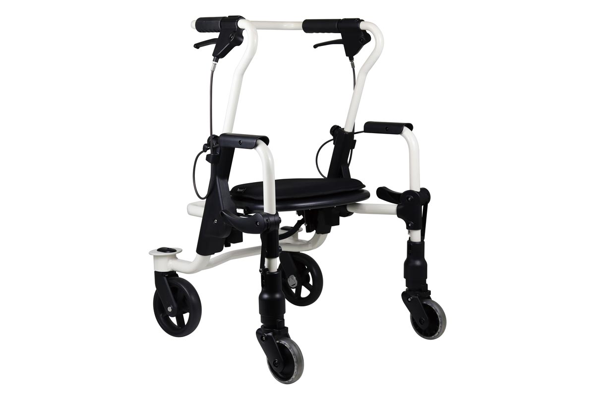 スワリナ２ 背面 駐車ブレーキオン