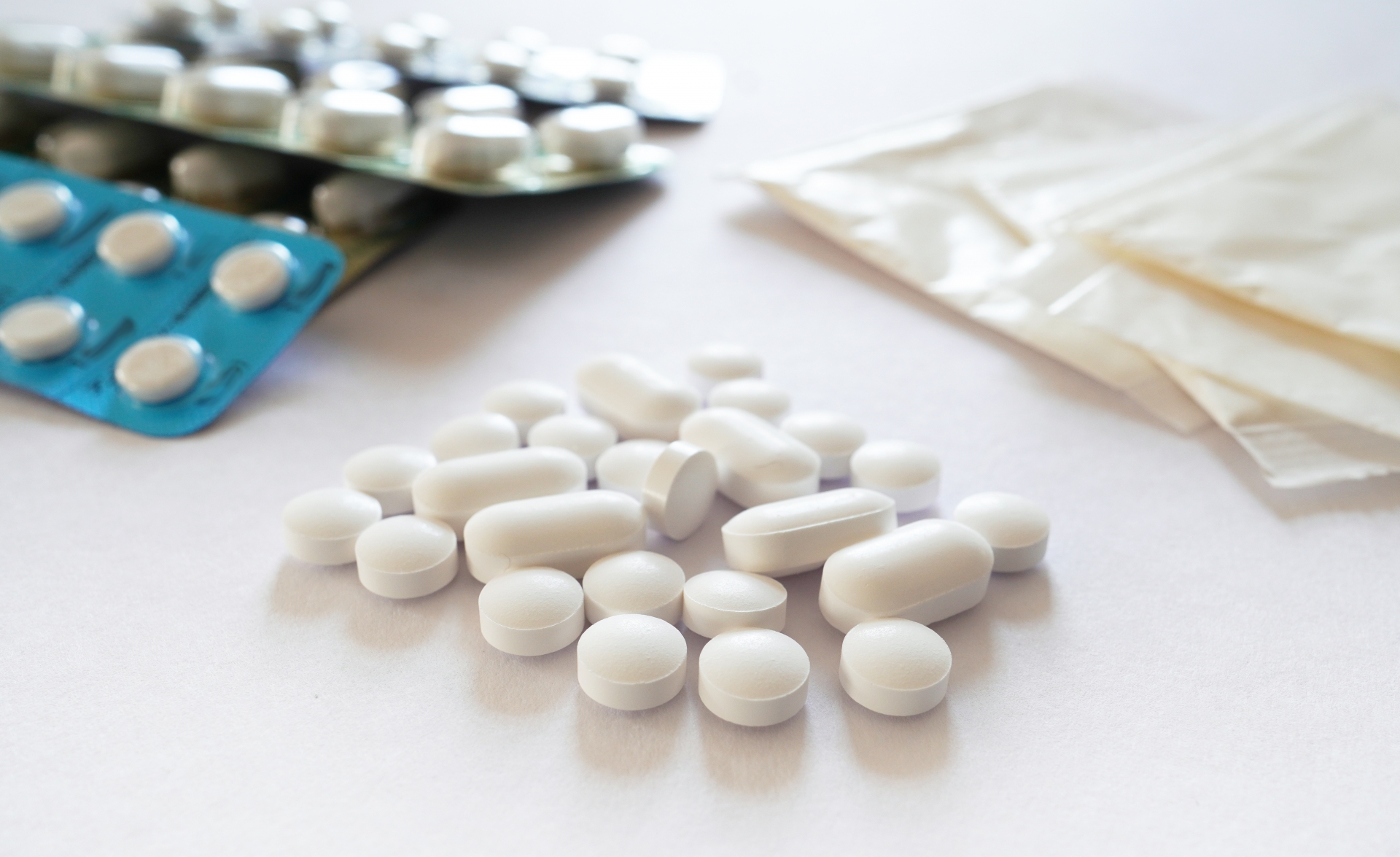 抗認知症薬は4種類のイメージ